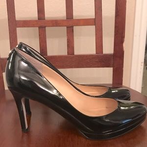 Ivanka Trump black patent heels